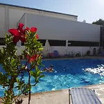 Kozis Апарт-отель