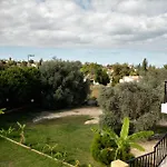 Kozis Апарт-отель 4*
