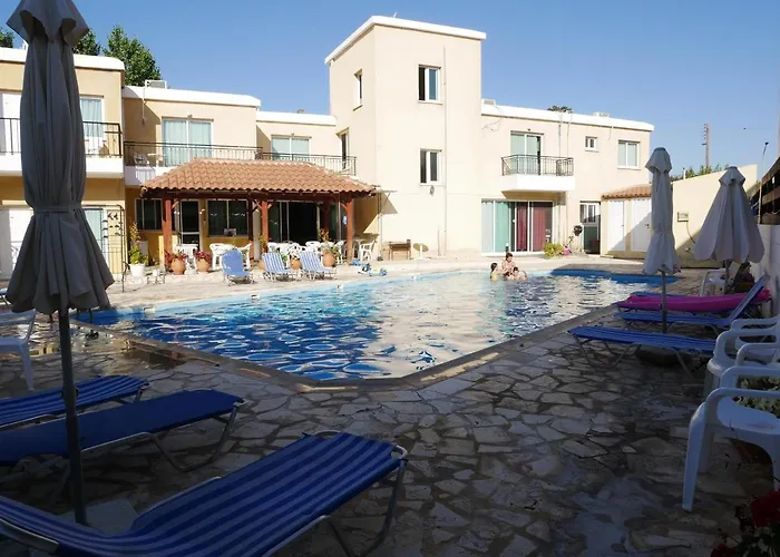 Ξενοδοχείο με διαμερίσματα Kozis 4*